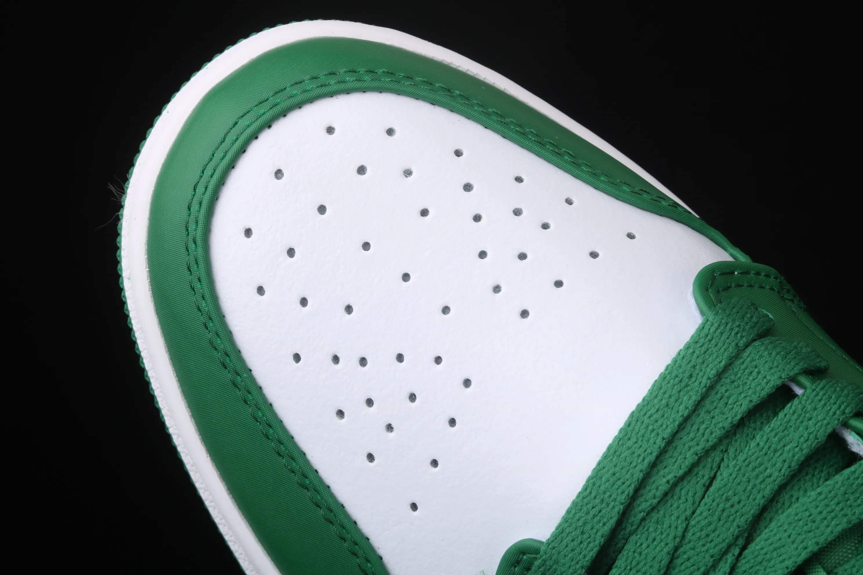All categories Air Jordan Jordan series basketball shoes Air Jordan 1 Low Air Jordan 1 Low AJ1 Qiao 1 silk stitching low-top cultural and leisure sports sneakers 553558-301